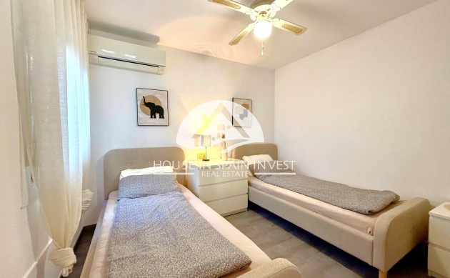 Herverkoop - Villa - Orihuela Costa - Villamartín