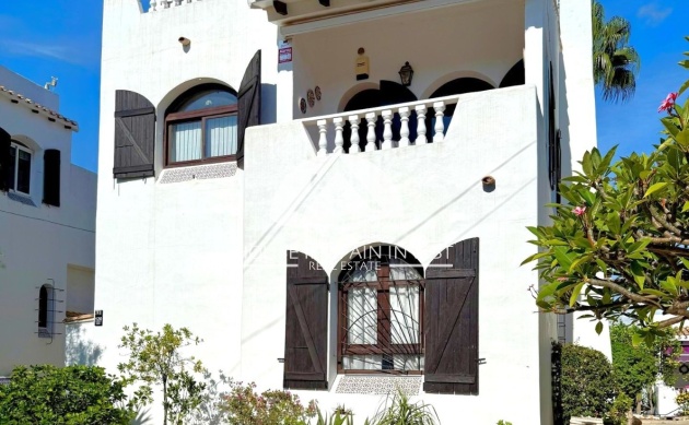 Reventa - Chalet - Orihuela Costa - Villamartín