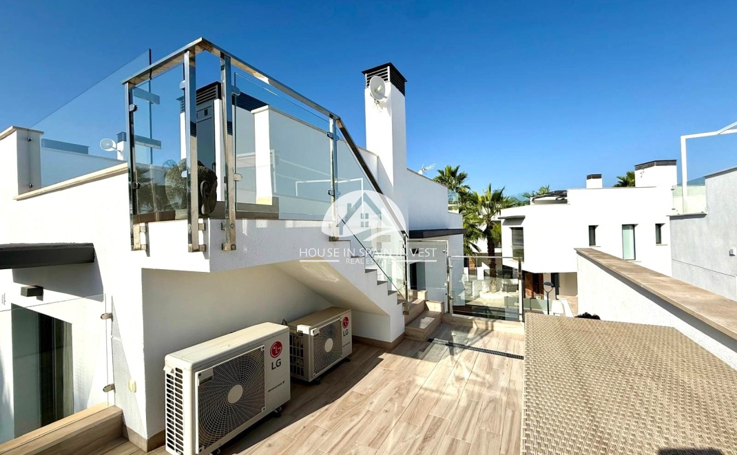 Herverkoop - Villa - Orihuela Costa - Lomas De Cabo Roig