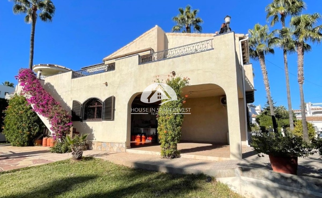 Herverkoop - Villa - Orihuela Costa - Villamartín