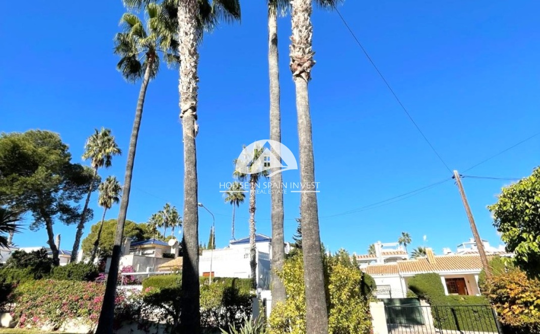 Herverkoop - Villa - Orihuela Costa - Villamartín