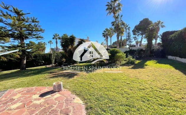 Herverkoop - Villa - Orihuela Costa - Villamartín