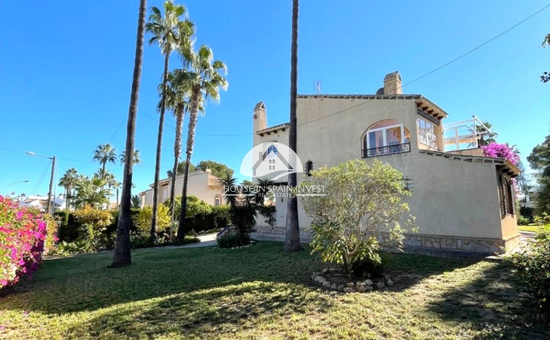 Herverkoop - Villa - Orihuela Costa - Villamartín