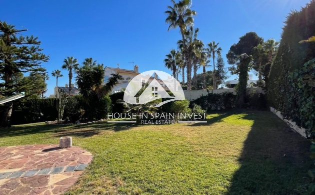 Herverkoop - Villa - Orihuela Costa - Villamartín