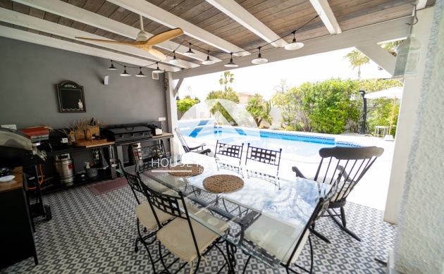 Resale - Villa - Torrevieja - La Siesta - El Chaparral - San Luis