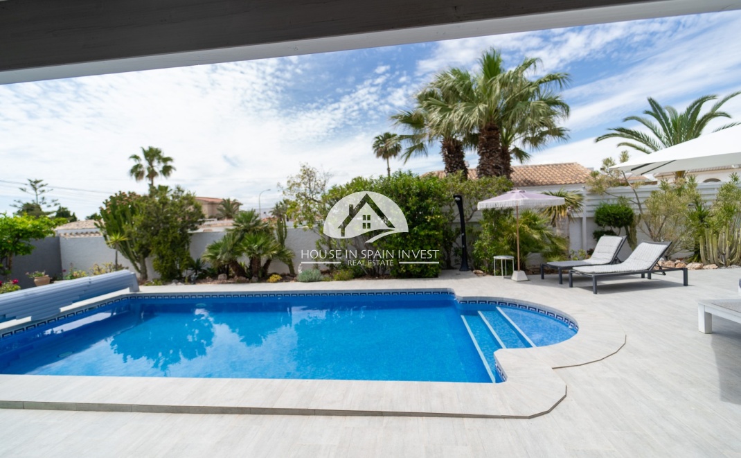 Resale - Villa - Torrevieja - La Siesta - El Chaparral - San Luis