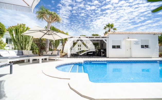 Resale - Villa - Torrevieja - La Siesta - El Chaparral - San Luis