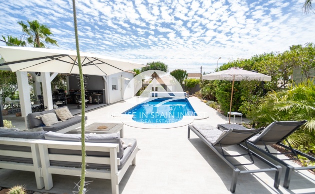 Resale - Villa - Torrevieja - La Siesta - El Chaparral - San Luis