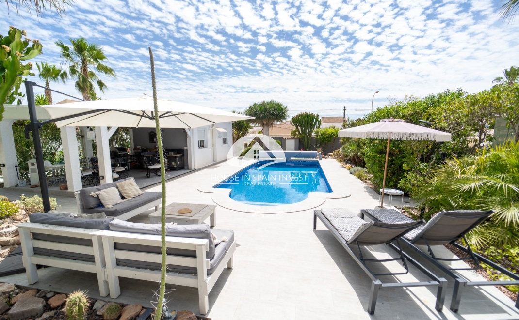 Resale - Villa - Torrevieja - La Siesta - El Chaparral - San Luis