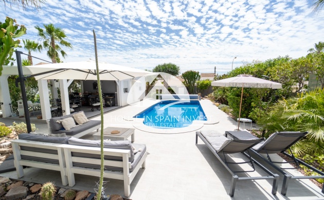 Resale - Villa - Torrevieja - La Siesta - El Chaparral - San Luis