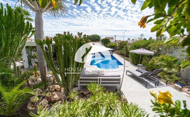 Resale - Villa - Torrevieja - La Siesta - El Chaparral - San Luis