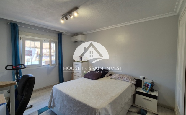 Resale - Townhouse - Torrevieja - Costa Blanca