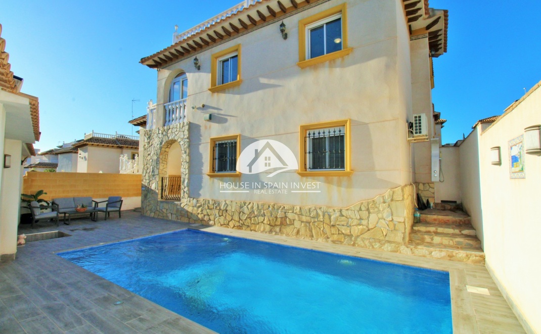 Herverkoop - Villa - Orihuela Costa - Playa Flamenca