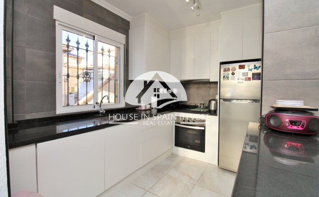 Herverkoop - Villa - Orihuela Costa - Playa Flamenca