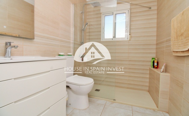 Herverkoop - Villa - Orihuela Costa - Playa Flamenca