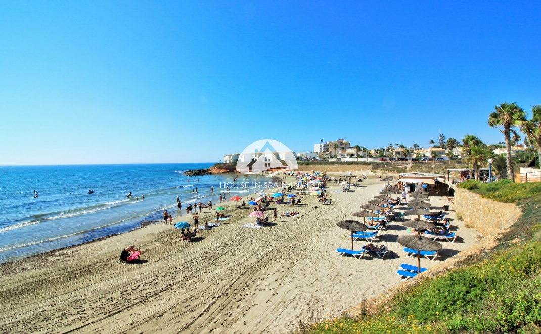 Herverkoop - Villa - Orihuela Costa - Playa Flamenca