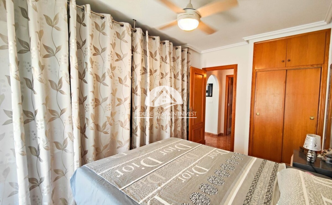 Resale - Apartment  - Torrevieja - Playa del Cura