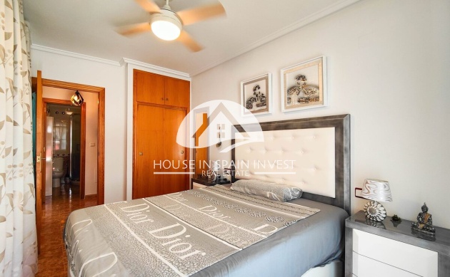 Resale - Apartment  - Torrevieja - Playa del Cura