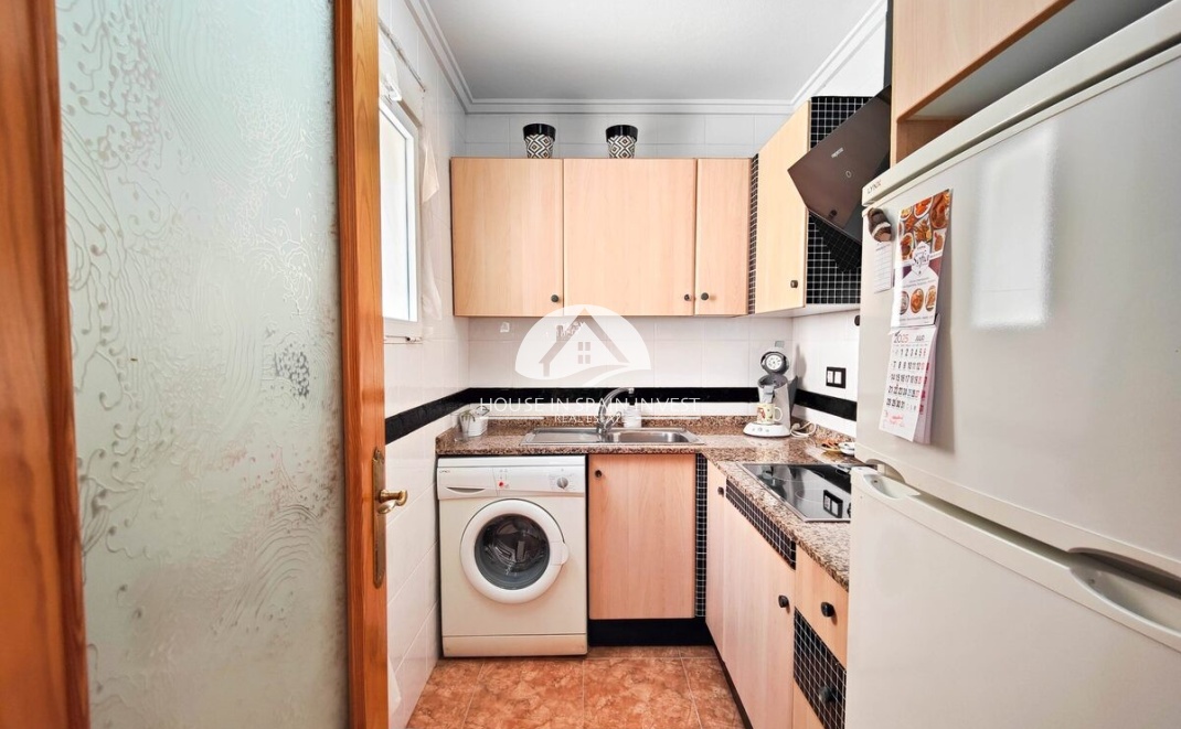 Resale - Apartment  - Torrevieja - Playa del Cura