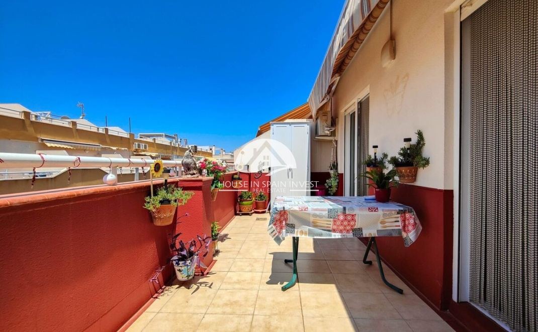 Resale - Apartment  - Torrevieja - Playa del Cura