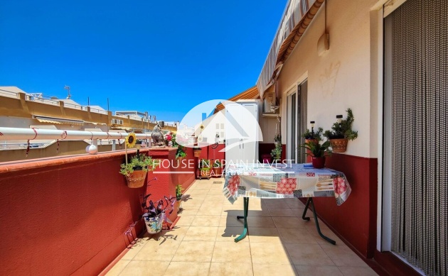 Resale - Apartment  - Torrevieja - Playa del Cura