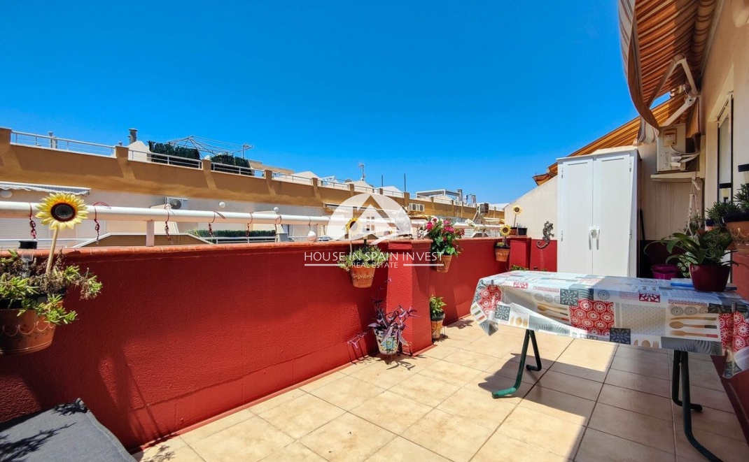 Resale - Apartment  - Torrevieja - Playa del Cura