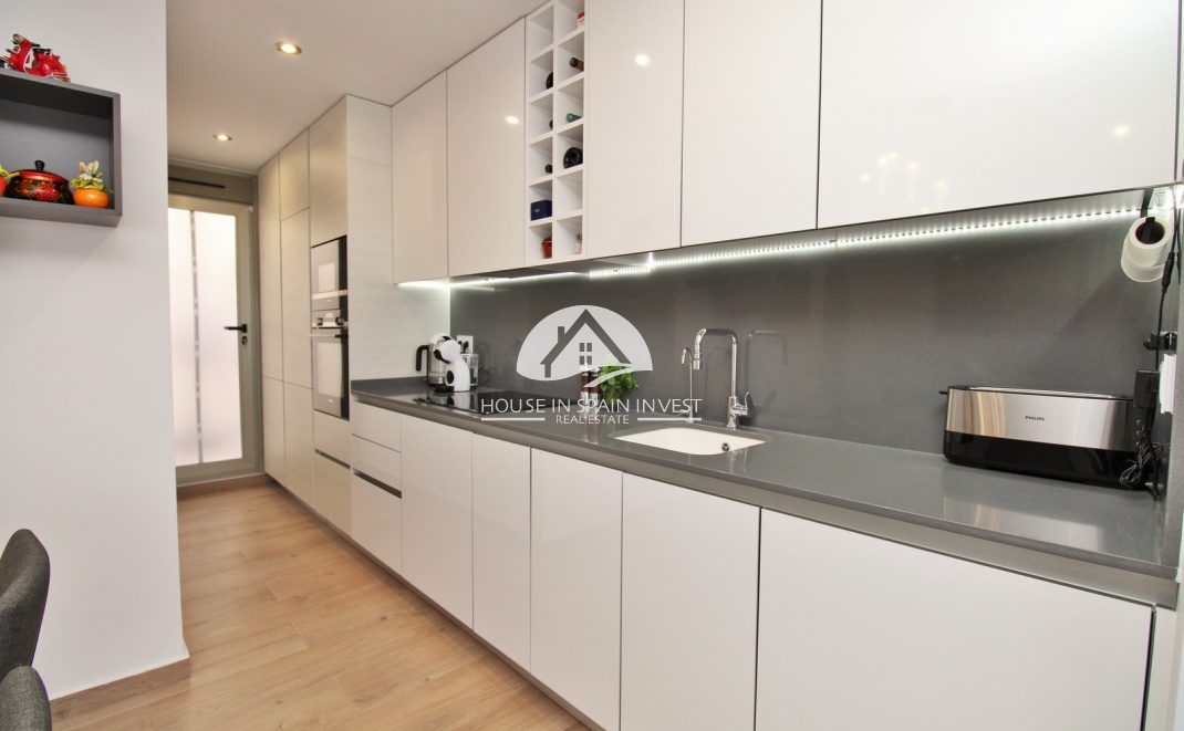 Herverkoop - Villa - Orihuela Costa - Villamartín