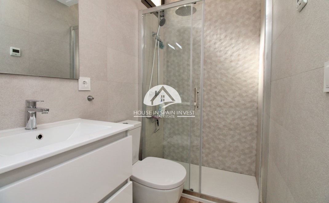 Herverkoop - Villa - Orihuela Costa - Villamartín