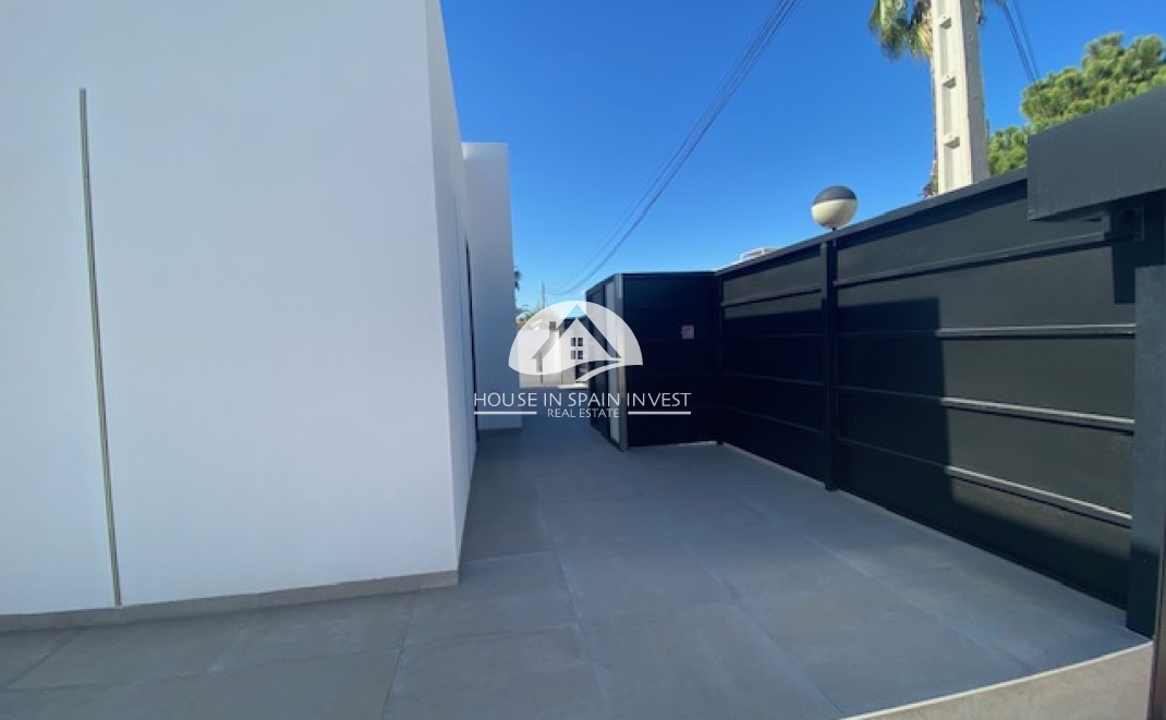 Reventa - Chalet - Torrevieja - Los Balcones  