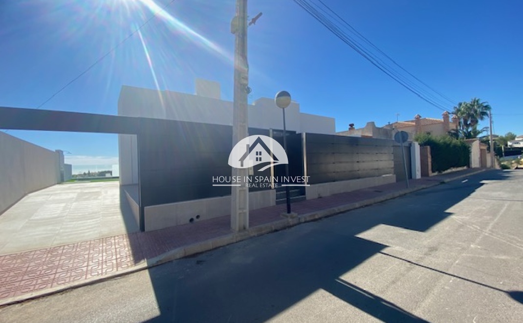 Reventa - Chalet - Torrevieja - Los Balcones  