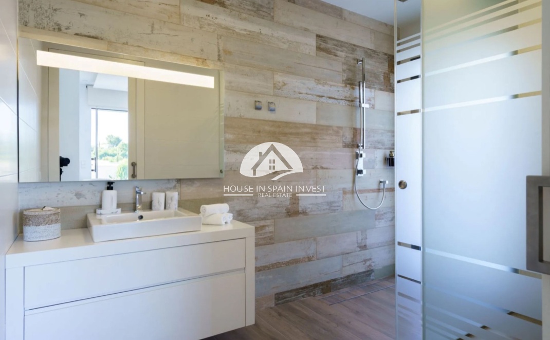 Herverkoop - Villa - San Miguel de Salinas - Las Colinas Golf