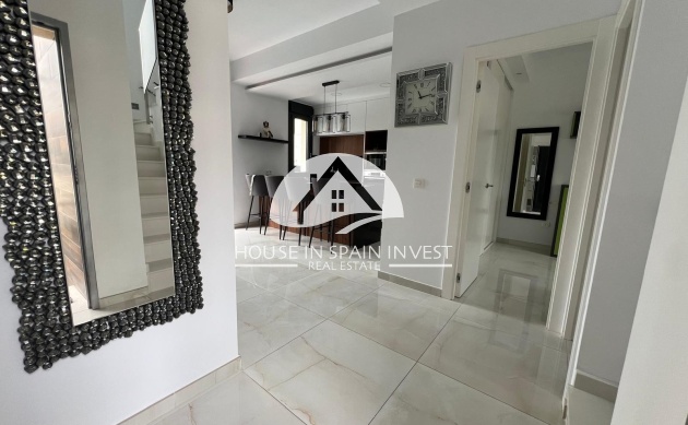 Herverkoop - Villa - Orihuela Costa - Lomas De Cabo Roig