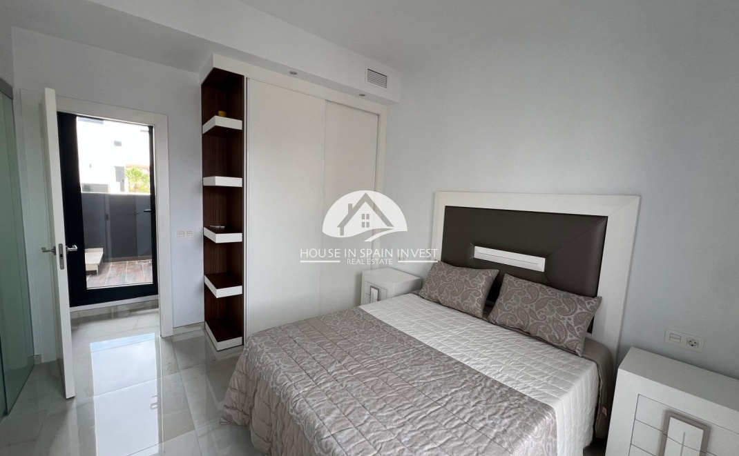 Herverkoop - Villa - Orihuela Costa - Lomas De Cabo Roig