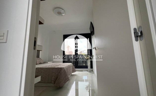 Herverkoop - Villa - Orihuela Costa - Lomas De Cabo Roig