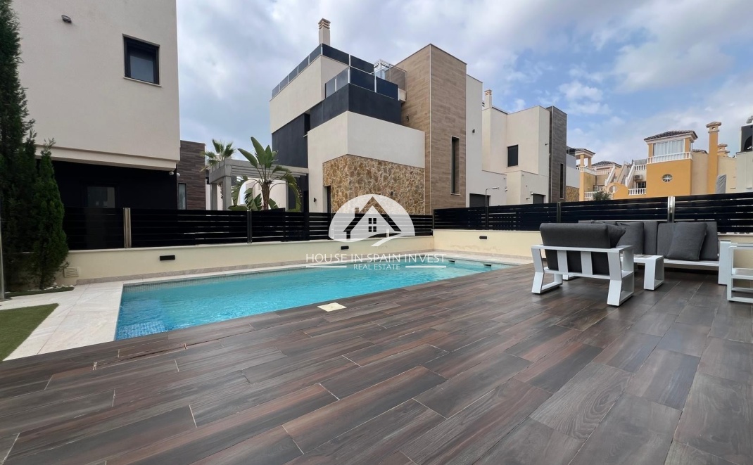 Herverkoop - Villa - Orihuela Costa - Lomas De Cabo Roig