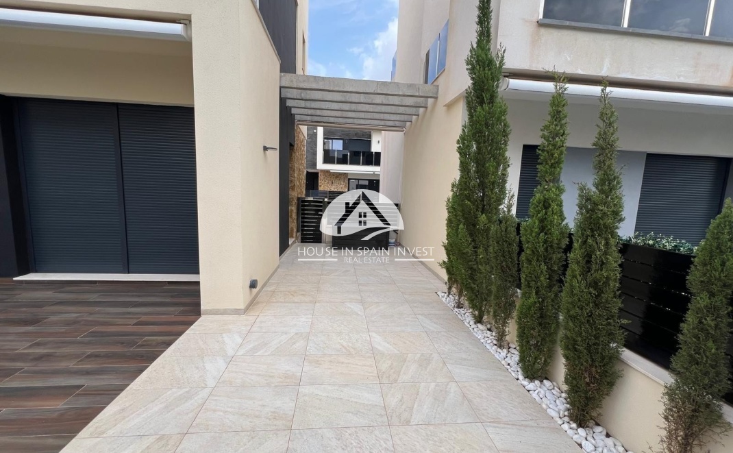 Herverkoop - Villa - Orihuela Costa - Lomas De Cabo Roig