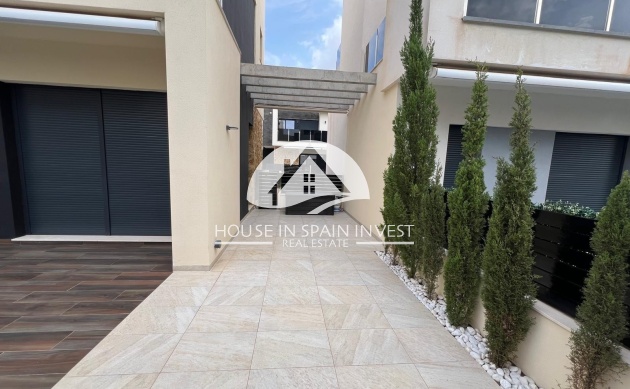 Herverkoop - Villa - Orihuela Costa - Lomas De Cabo Roig