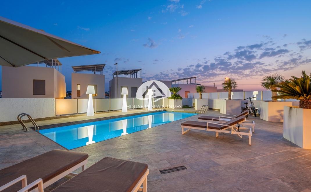 Herverkoop - Villa - Orihuela Costa - Villamartín