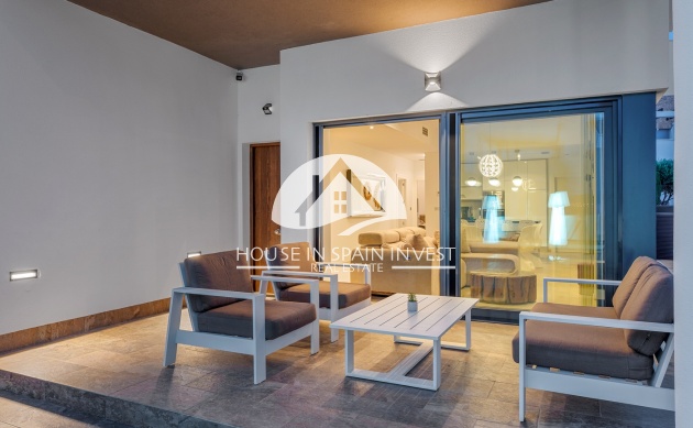 Herverkoop - Villa - Orihuela Costa - Villamartín