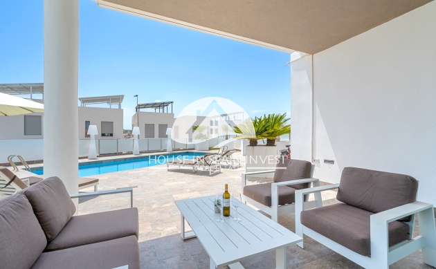 Herverkoop - Villa - Orihuela Costa - Villamartín