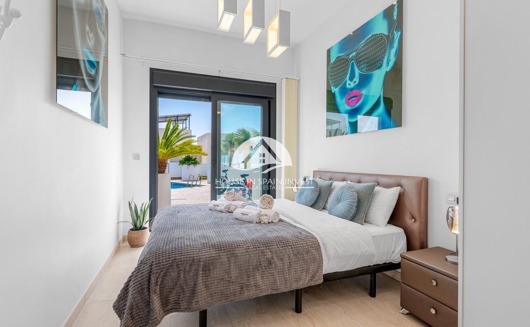 Herverkoop - Villa - Orihuela Costa - Villamartín