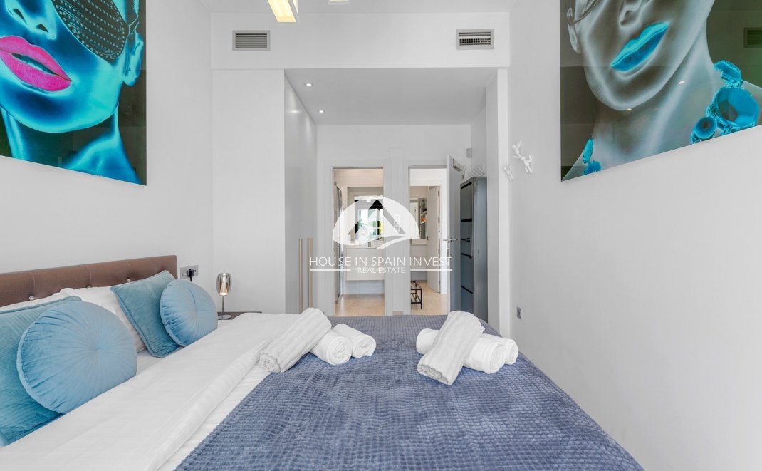 Herverkoop - Villa - Orihuela Costa - Villamartín