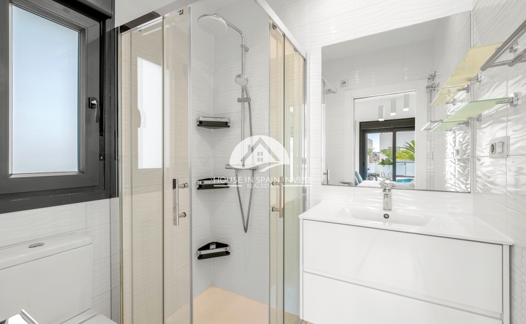 Herverkoop - Villa - Orihuela Costa - Villamartín