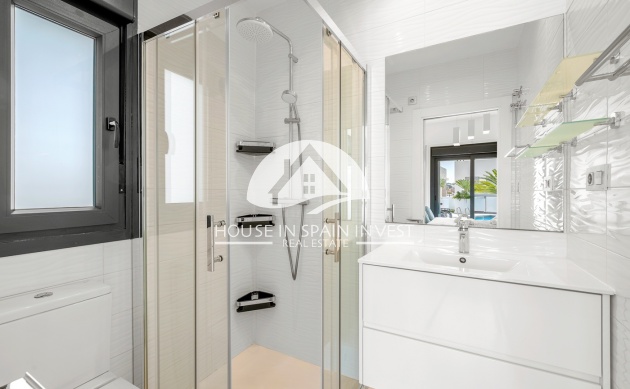 Herverkoop - Villa - Orihuela Costa - Villamartín