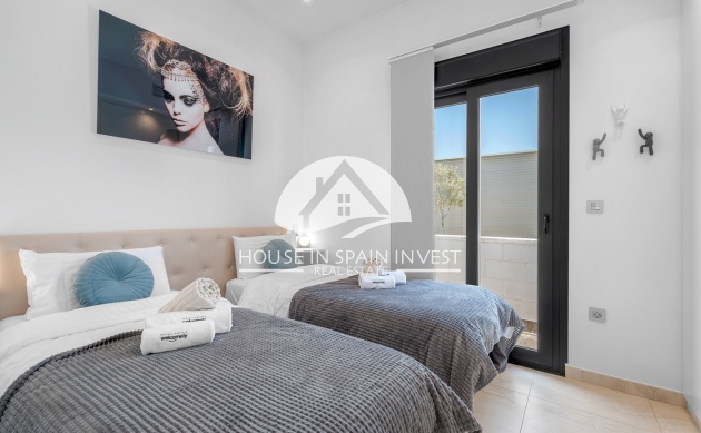 Herverkoop - Villa - Orihuela Costa - Villamartín