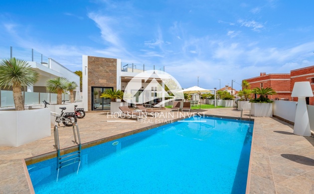 Herverkoop - Villa - Orihuela Costa - Villamartín