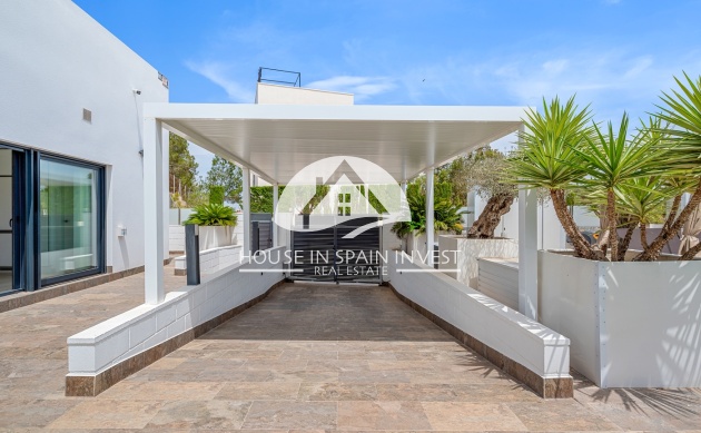 Herverkoop - Villa - Orihuela Costa - Villamartín