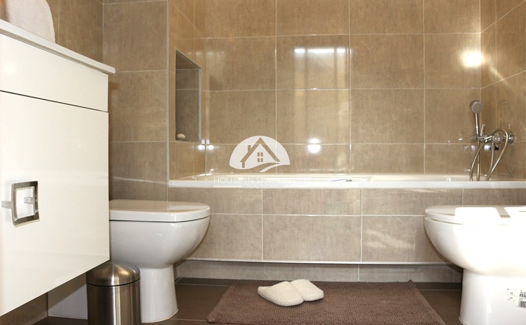 Reventa - Chalet - Orihuela Costa - La Zenia