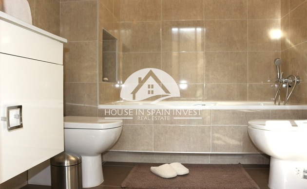 Reventa - Chalet - Orihuela Costa - La Zenia