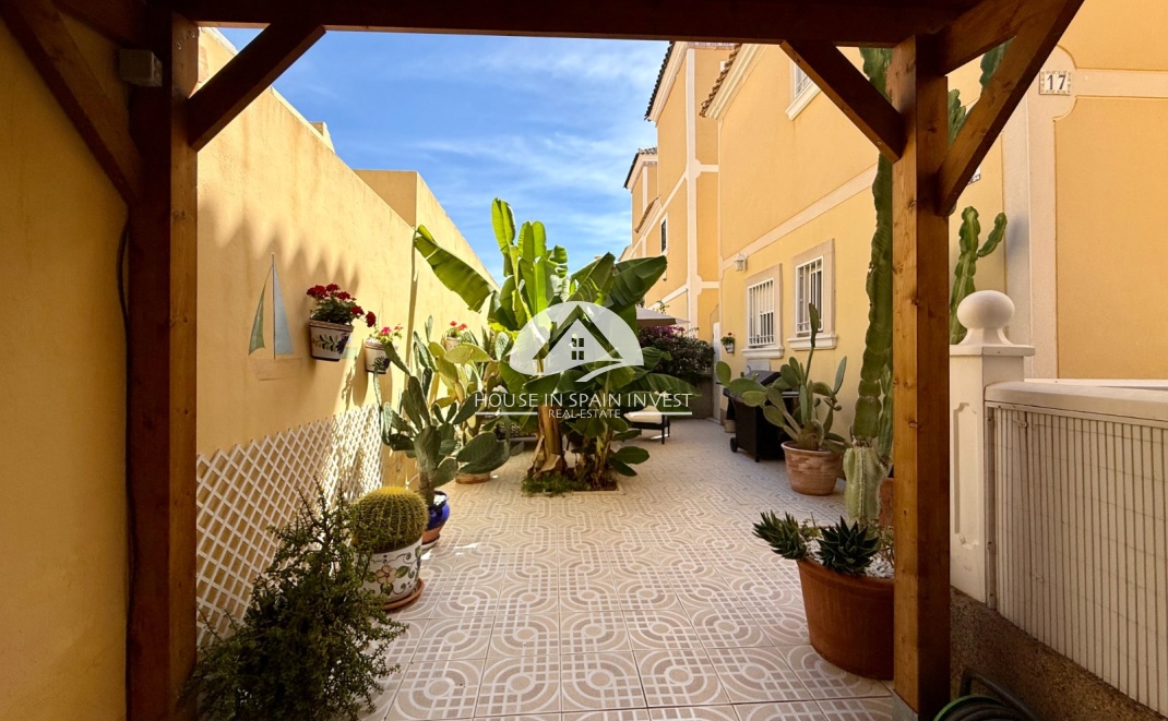 Herverkoop - Villa - Orihuela Costa - Villamartín